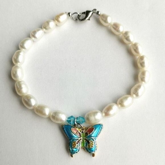 NWT white freshwater pearl bracelet with blue cloisonne enamel  butterfl… - Picture 3 of 3
